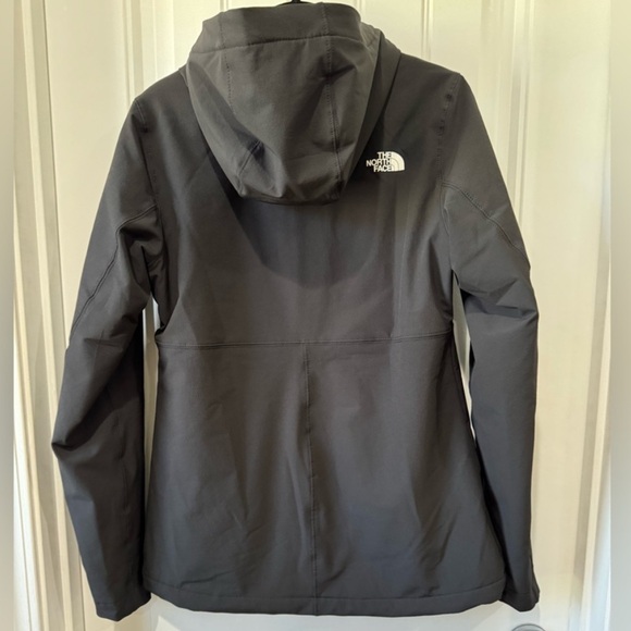 The North Face Jacket - Picture 5 of 10